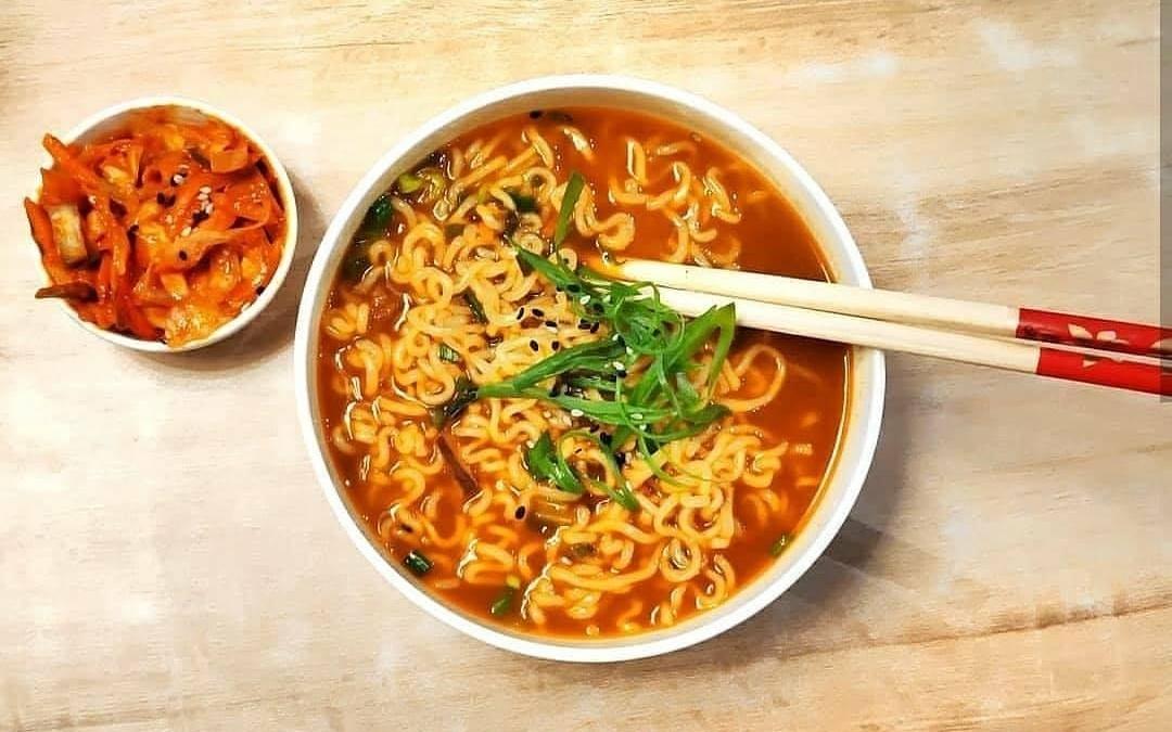NongShim Shin Ramyun Ramen Spicy Noodle Soup (5 packs)